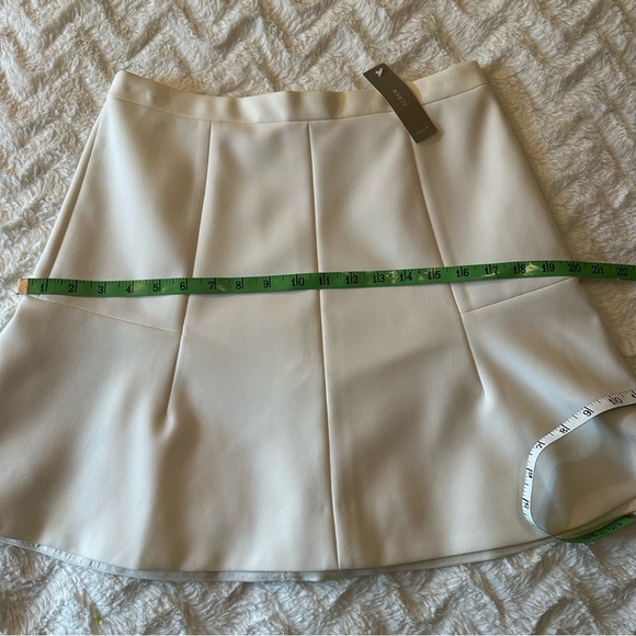 J.Crew Ivory A Line Skirt Size 4 - Picture 10 of 11
